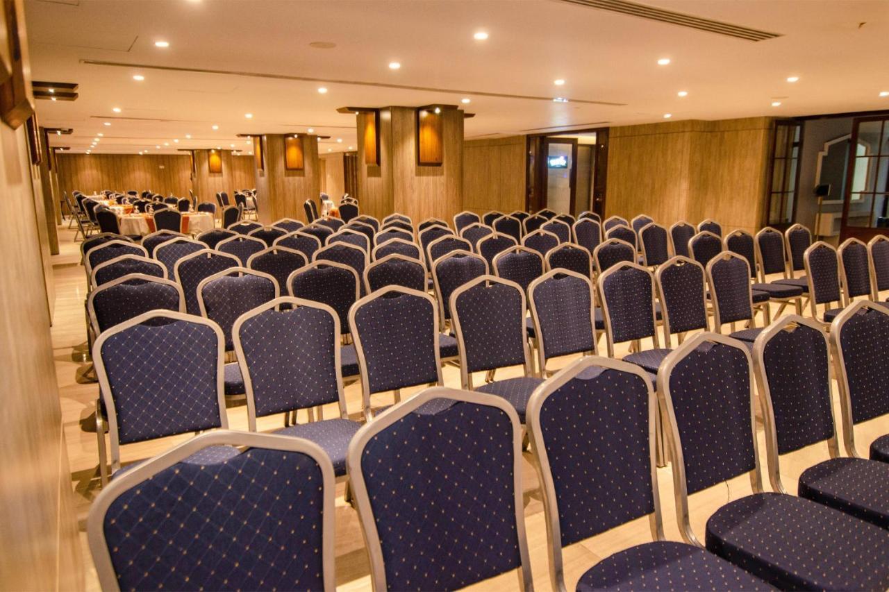 Best Western Sks Chattogram Chittagong Exteriör bild
