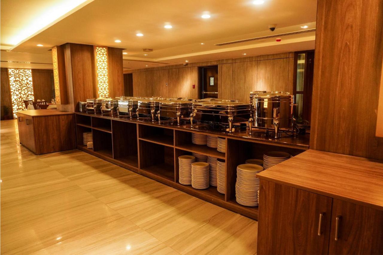 Best Western Sks Chattogram Chittagong Exteriör bild