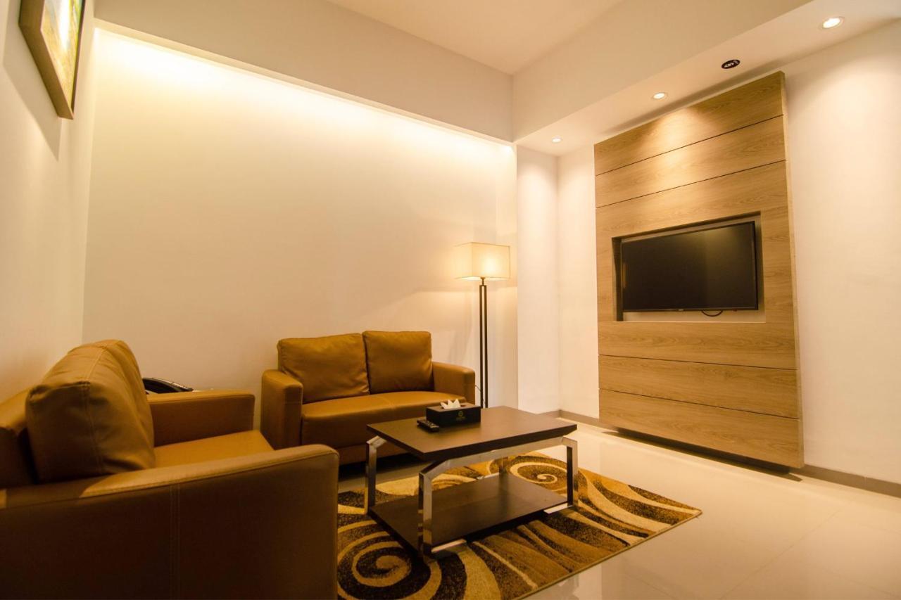 Best Western Sks Chattogram Chittagong Exteriör bild