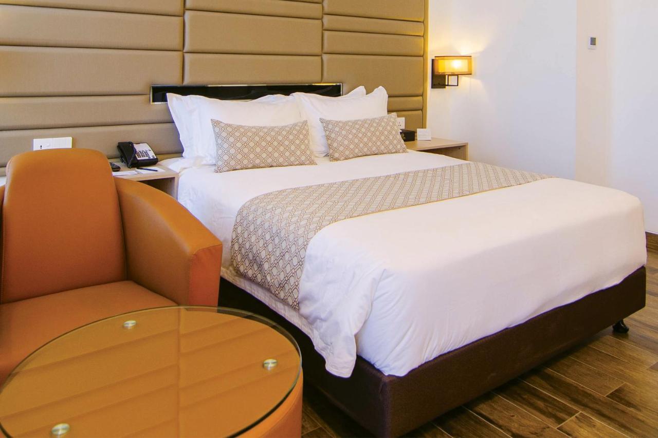 Best Western Sks Chattogram Chittagong Exteriör bild