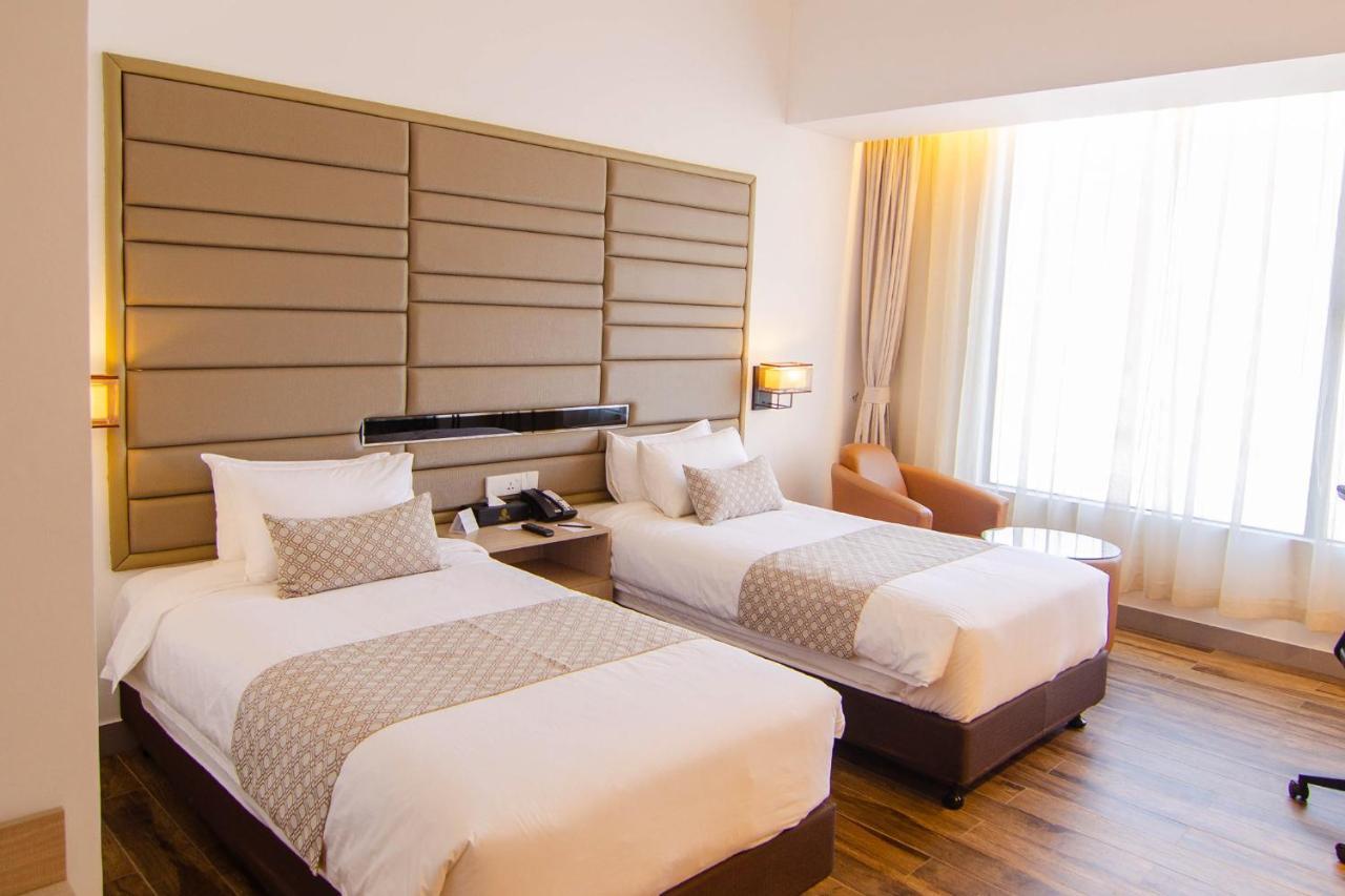 Best Western Sks Chattogram Chittagong Exteriör bild
