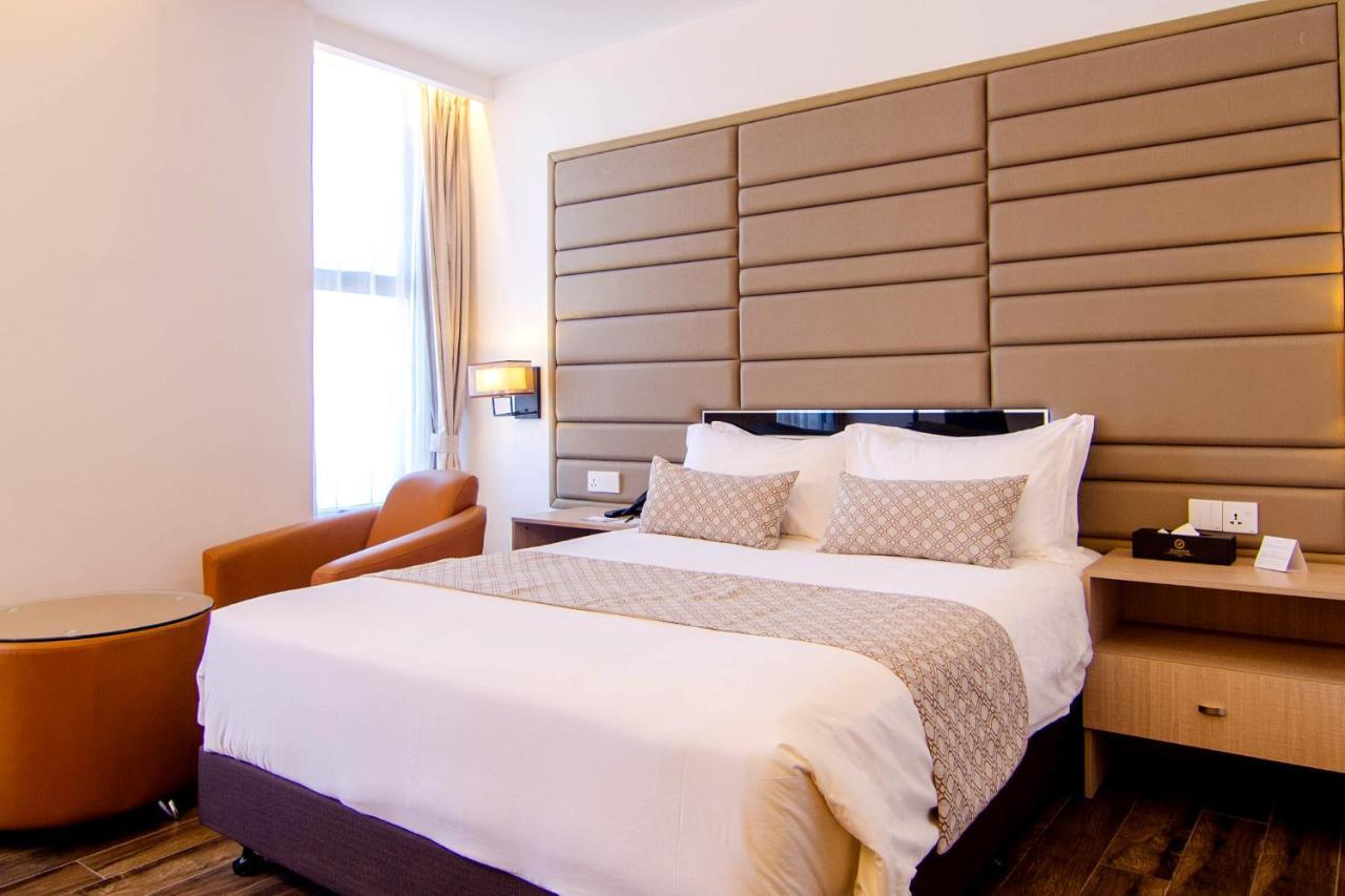 Best Western Sks Chattogram Chittagong Exteriör bild